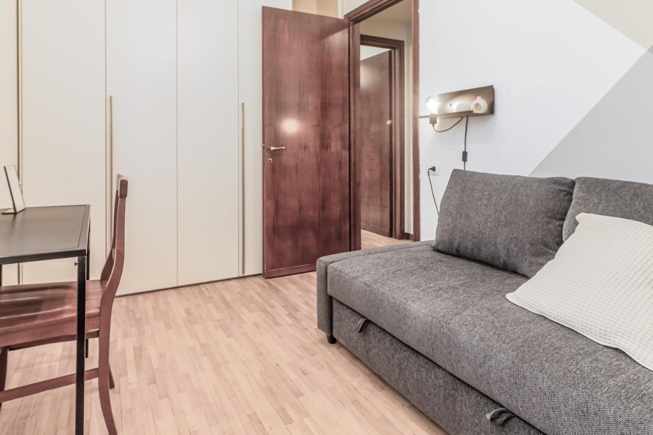 Stunning View Lakeside Apartment - Larihome A11 Gravedona Exterior foto